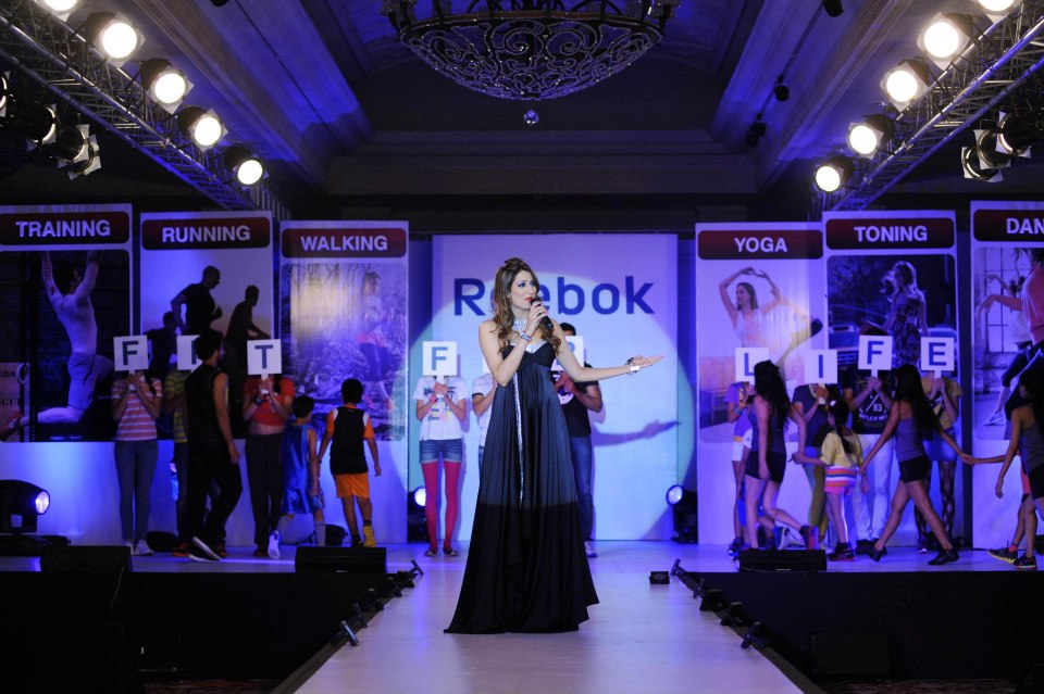 female anchors west-delhi