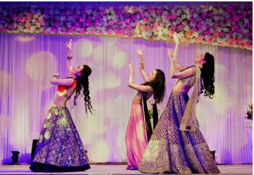 best ladies sangeet choreography west-delhi
