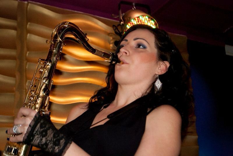 female saxophone player west-delhi
