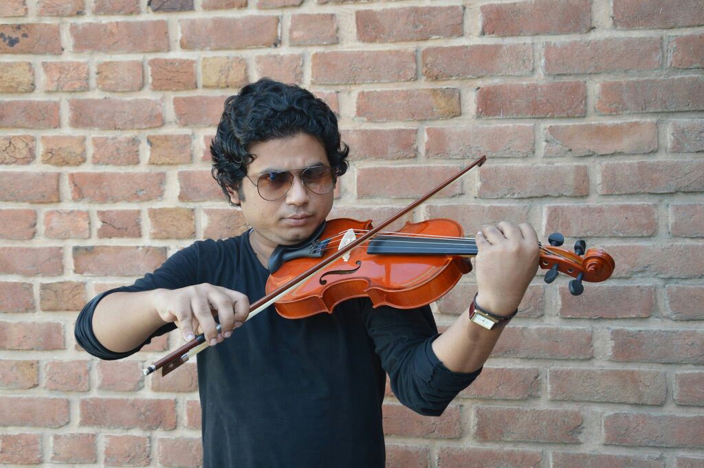 best violin player west-delhi